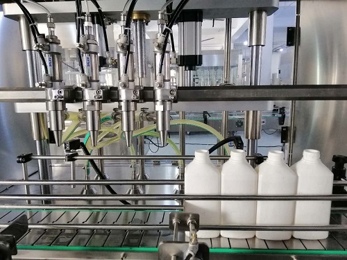 食用油灌裝機(jī)屢次調(diào)試不見好轉(zhuǎn)？那是因?yàn)槟銢]有盤對(duì)他